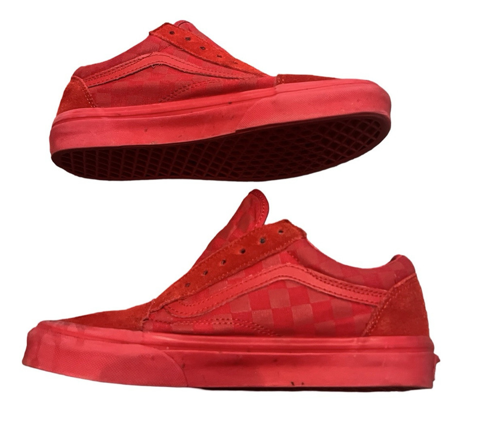 WOMEN'S SIZE 7.5- VANS Old Skool Checkerboard Athletic Skate Shoes, Red